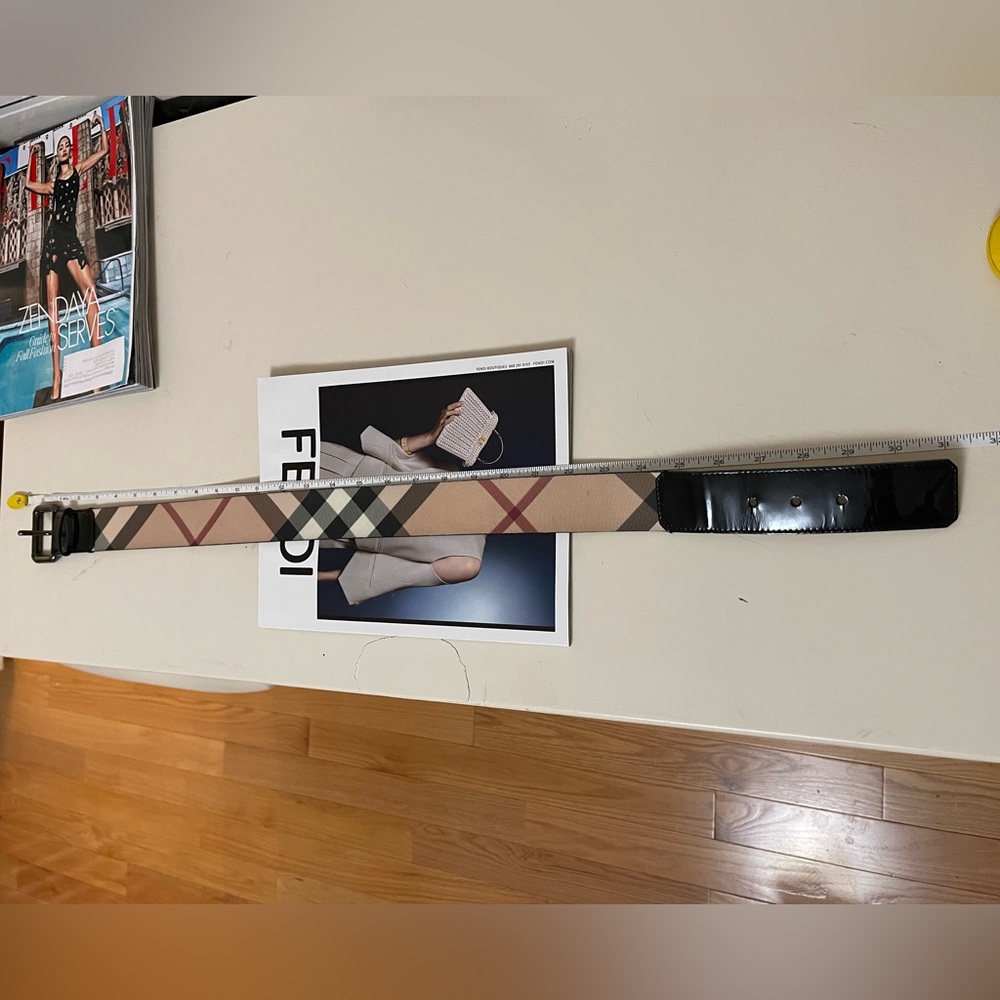 Burberry black leather nova check belt - Picture 14 of 16